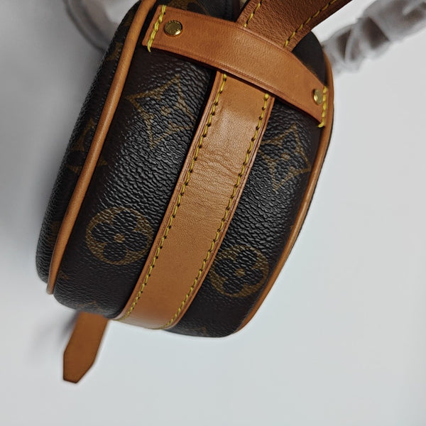 BOITE CHAPEAU PM Monogram Coated Canvas Brown