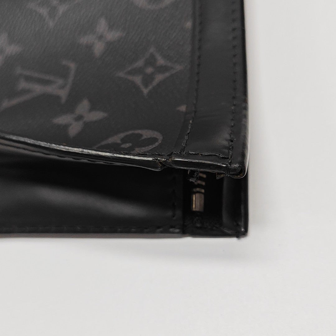 Pochette Voyag MM Monogram Coated Canvas Black