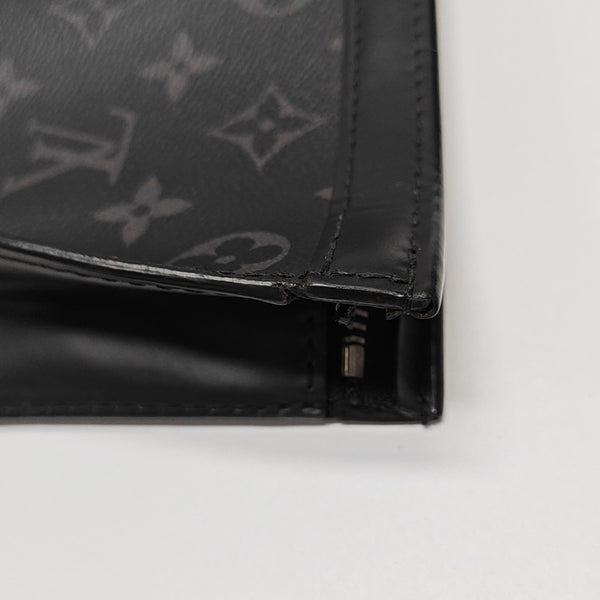 Pochette Voyag MM Monogram Coated Canvas Black