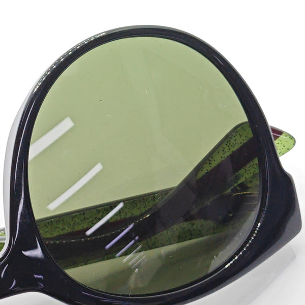 Gafas de sol sintéticas verdes