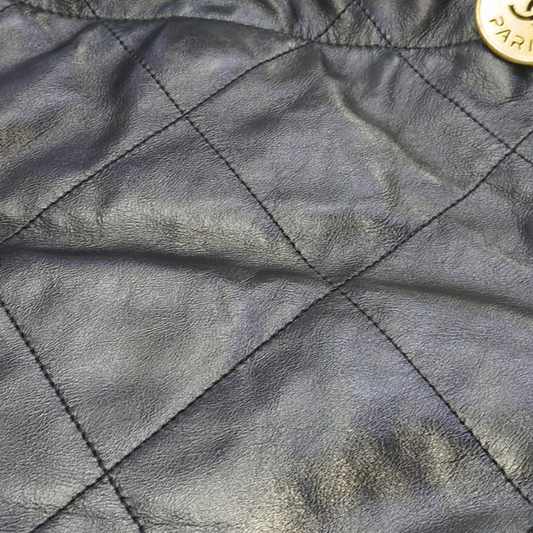 CHANEL 22 Small Quilted Calfskin Black