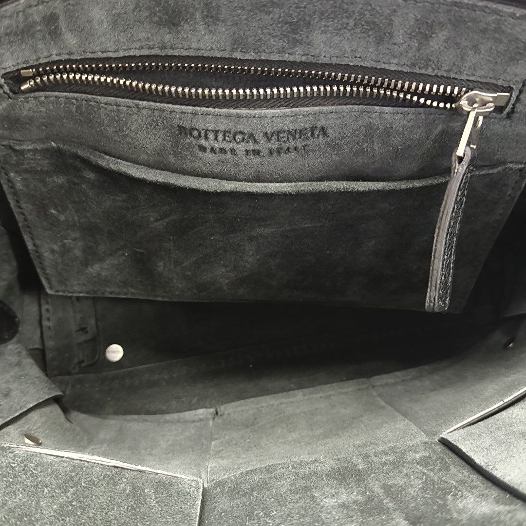 Calfskin Shoulder Bag Black