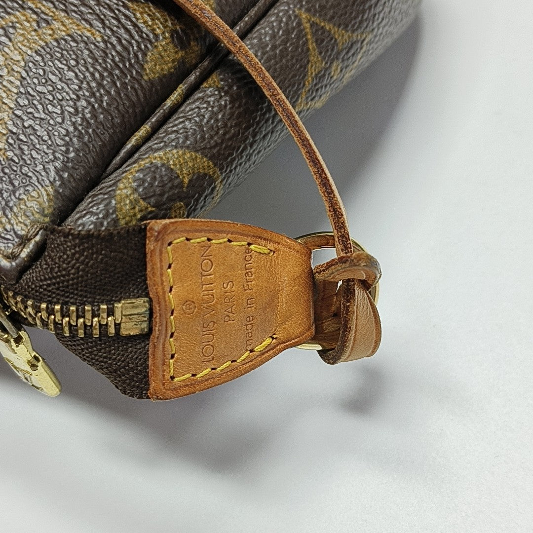 ACCESSOIRES Monogram Coated Canvas Brown