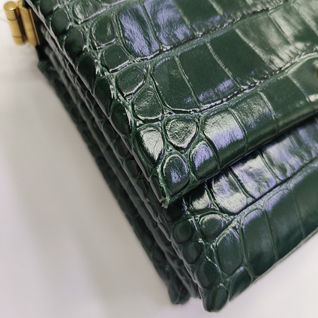 TRIPLET Calfskin Green