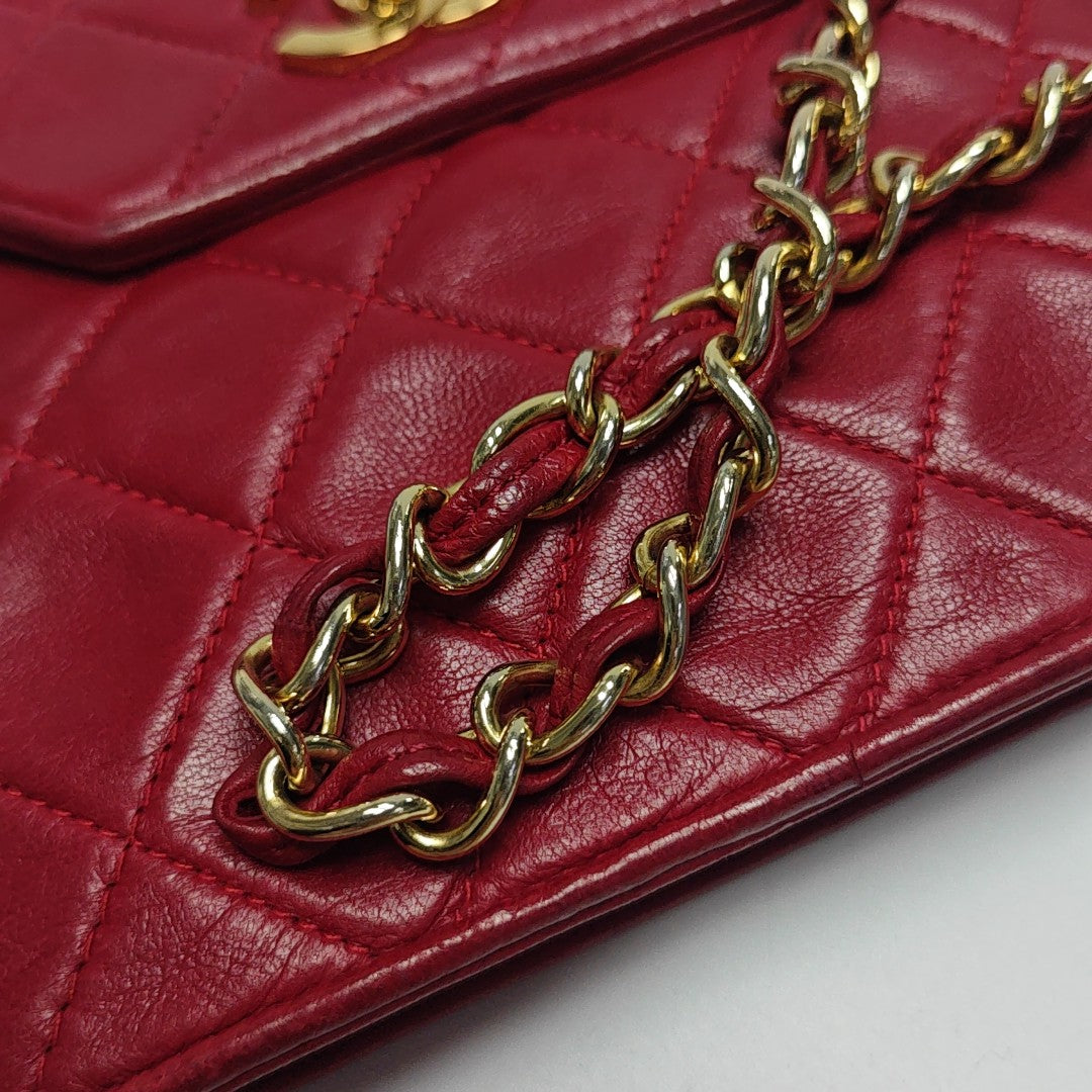 Quilted Lambskin Shoulder Bag Red