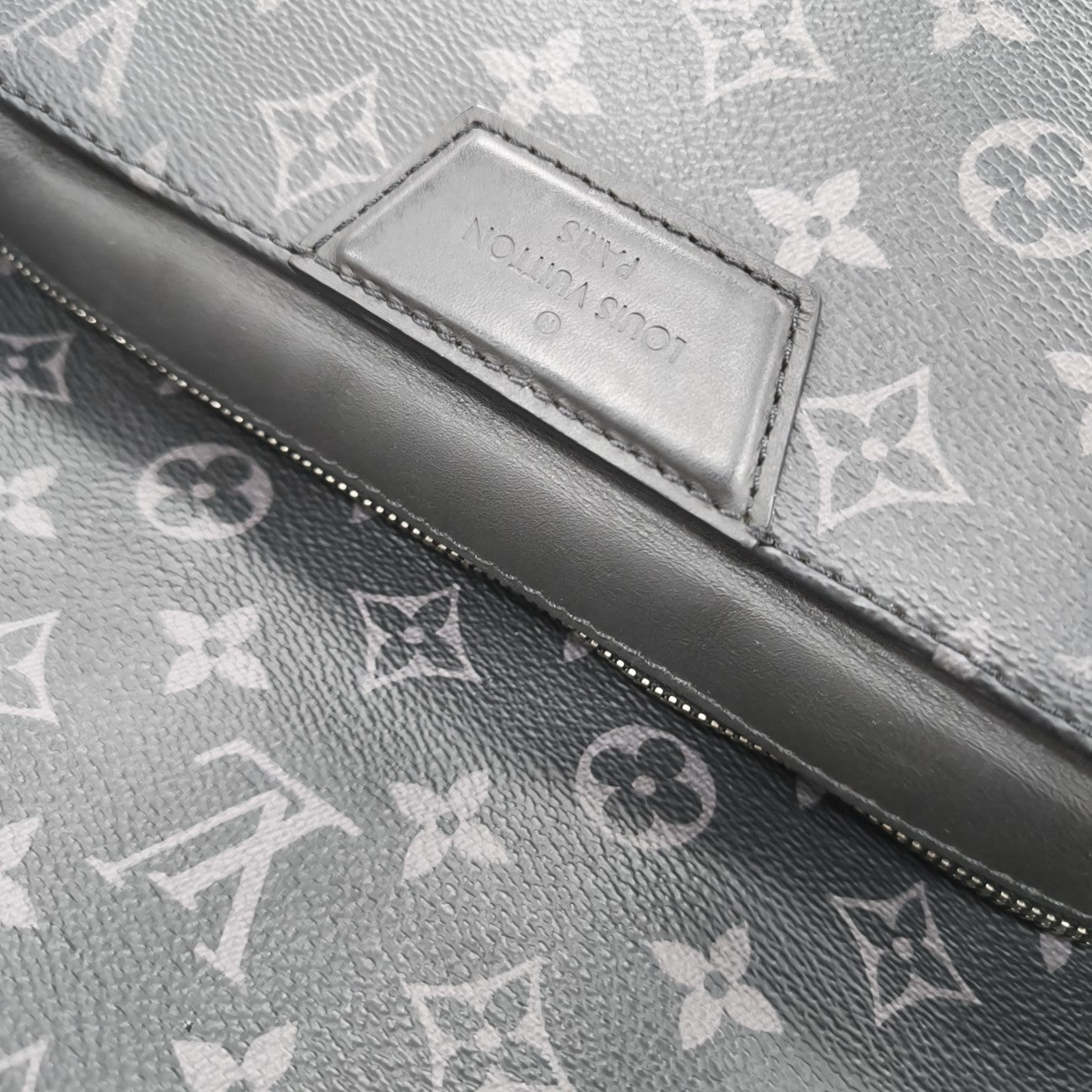 DISCOVERY Monogram Coated Canvas Gray