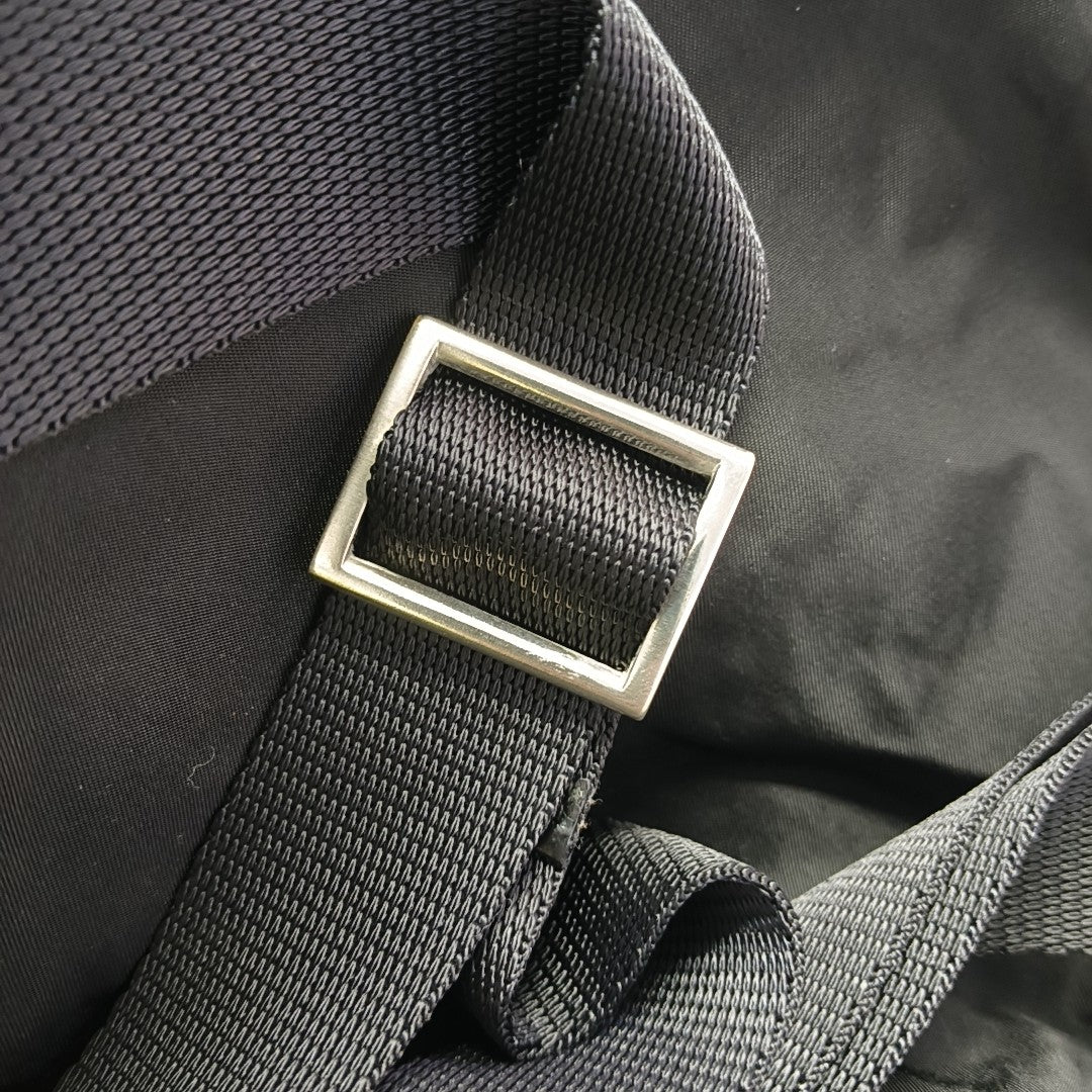 Vela Small Nylon Black