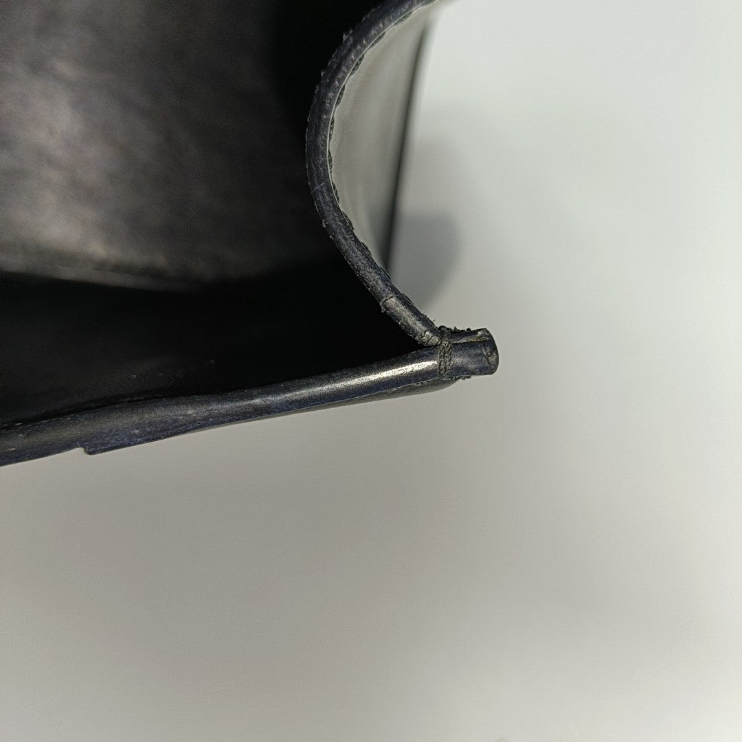 Hourglass S Calfskin Black