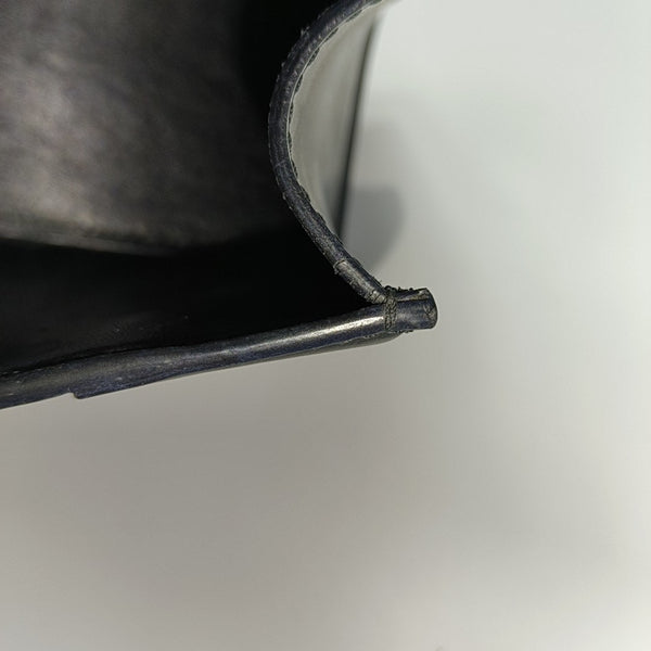 Hourglass S Calfskin Black