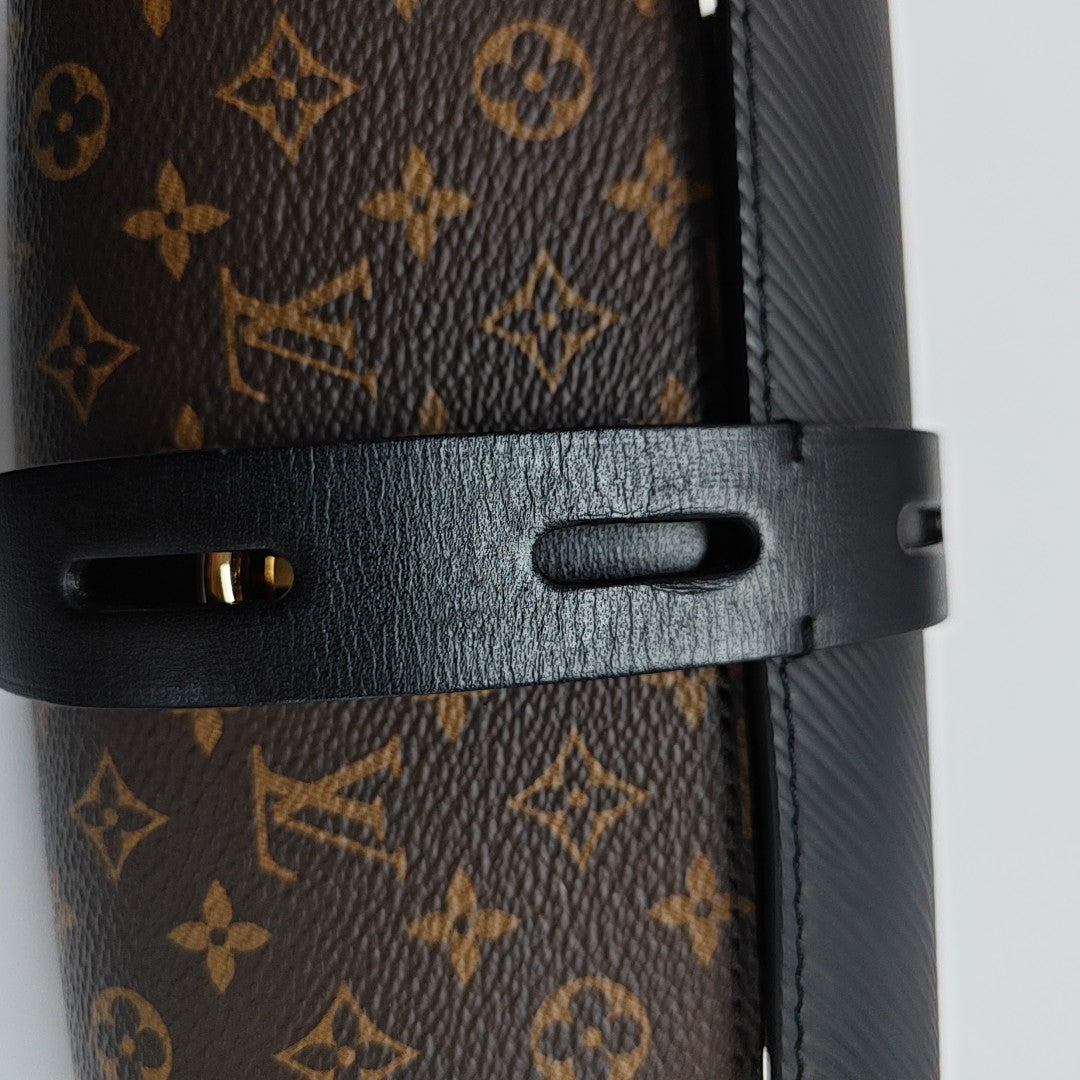 GLASSES CASE Monogram Coated Canvas Black