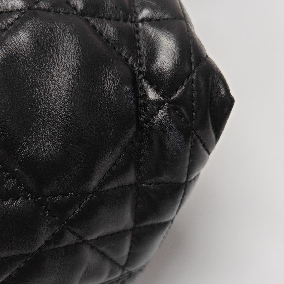 Toujours Medium Cannage Calfskin Black