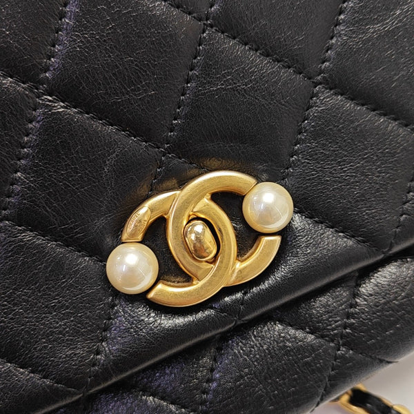 Quilted Calfskin Shoulder Bag Black