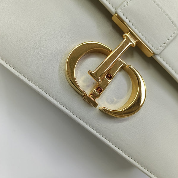 30 Montaigne East-West Calfskin White