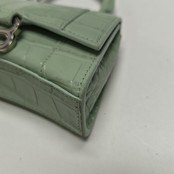 Hourglass Mini Calfskin Green