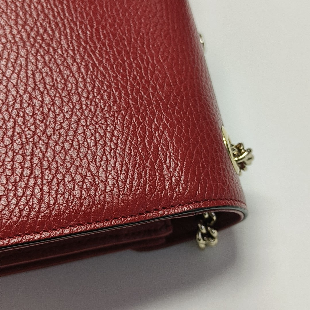 Interlocking G Small Calfskin Red