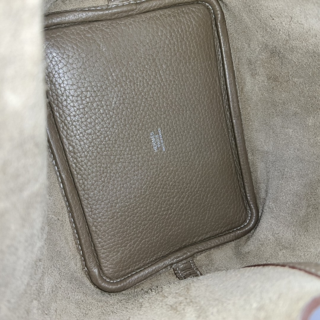 Authenticated pre-owned  Picotin Lock 18 Clemence Grey - Bucket Bag at Looply