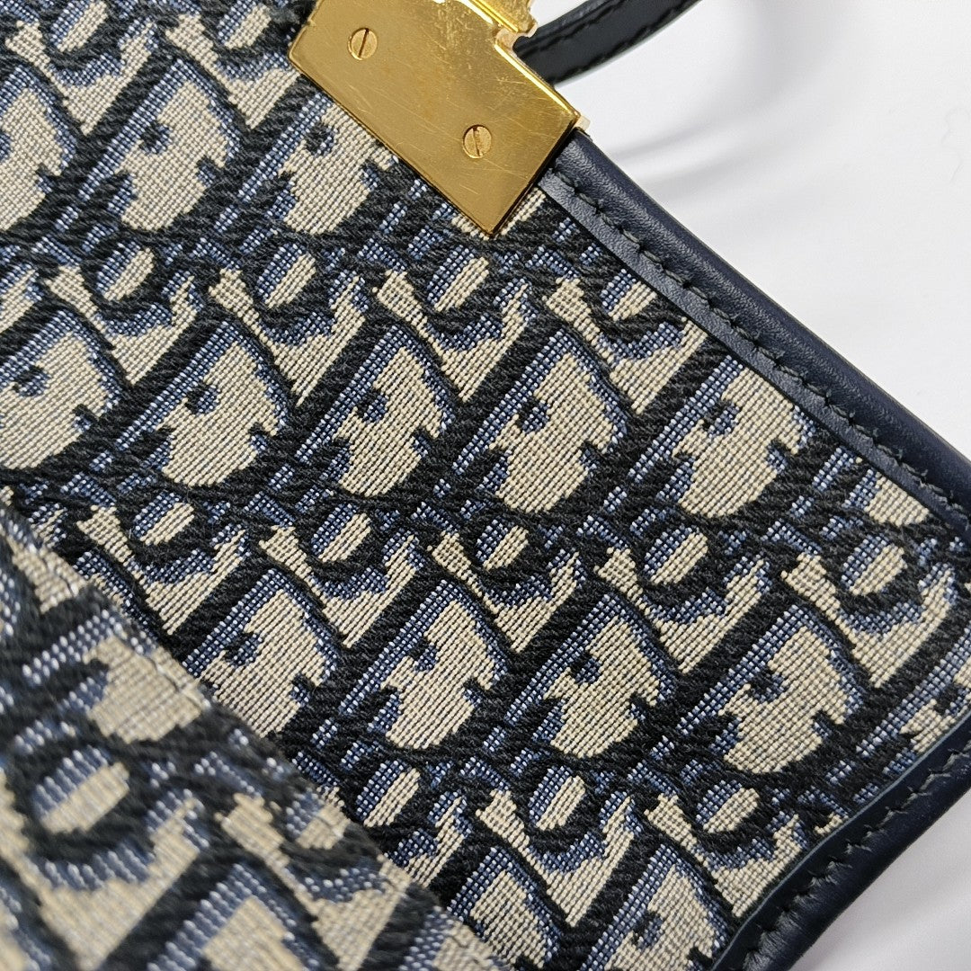 30 Montaigne East-West Oblique Canvas Blue