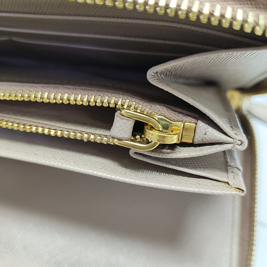 Saffiano Calfskin Wallet Beige