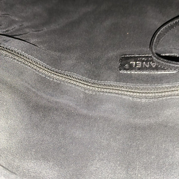 CHAIN ME Quilted Calfskin Gray