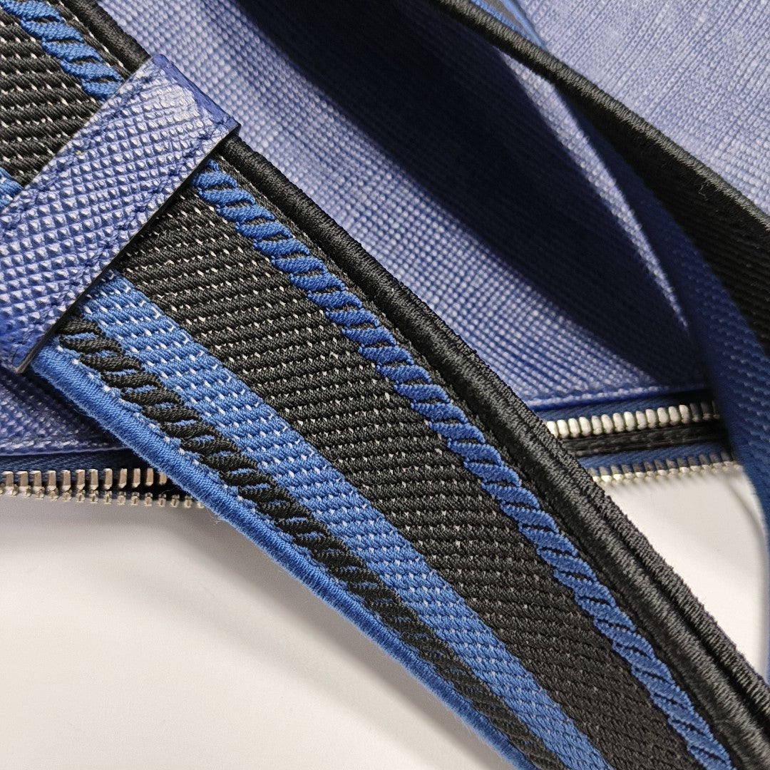 Authenticated pre-owned  Triangle Calfskin Blue - Crossbody Bag at Looply