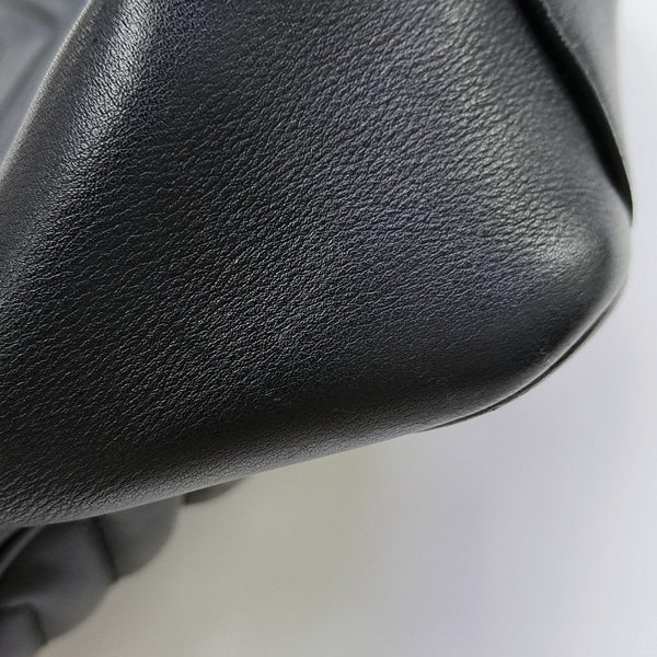 GG Marmont Medium Quilted Calfskin Black