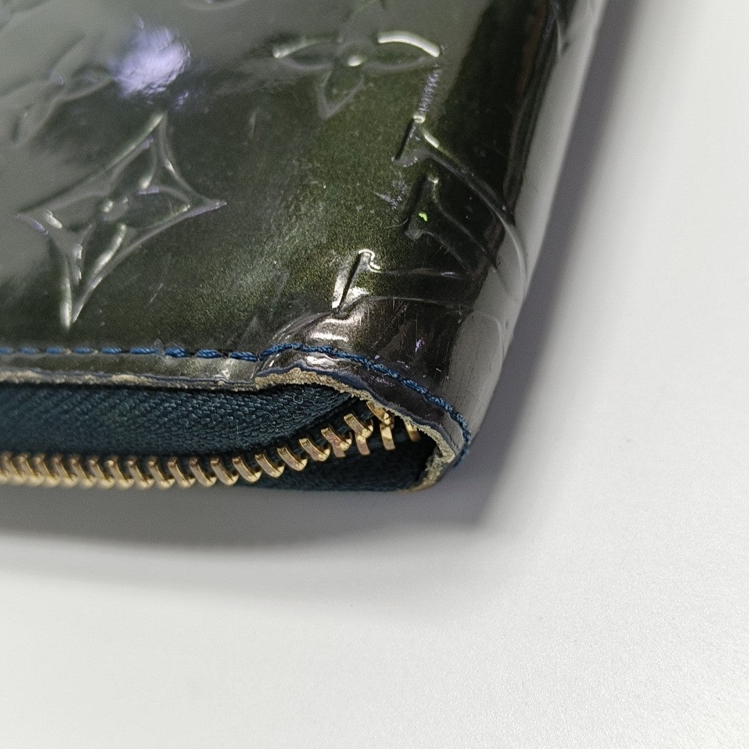 ZIPPY Patent Leather Green Wallet