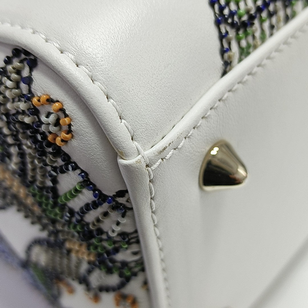 Authenticated pre-owned  Lady Dior Medium Calfskin White - Tote Bag at Looply