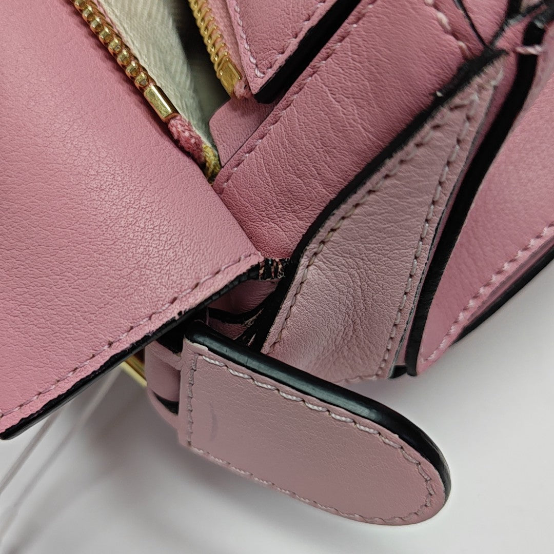 Puzzle Medium Calfskin Pink