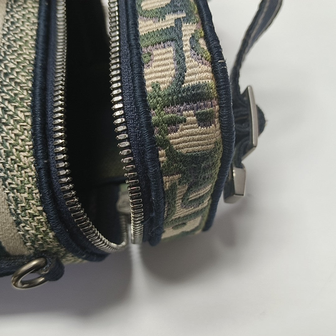 Travel Vanity Canvas Blue