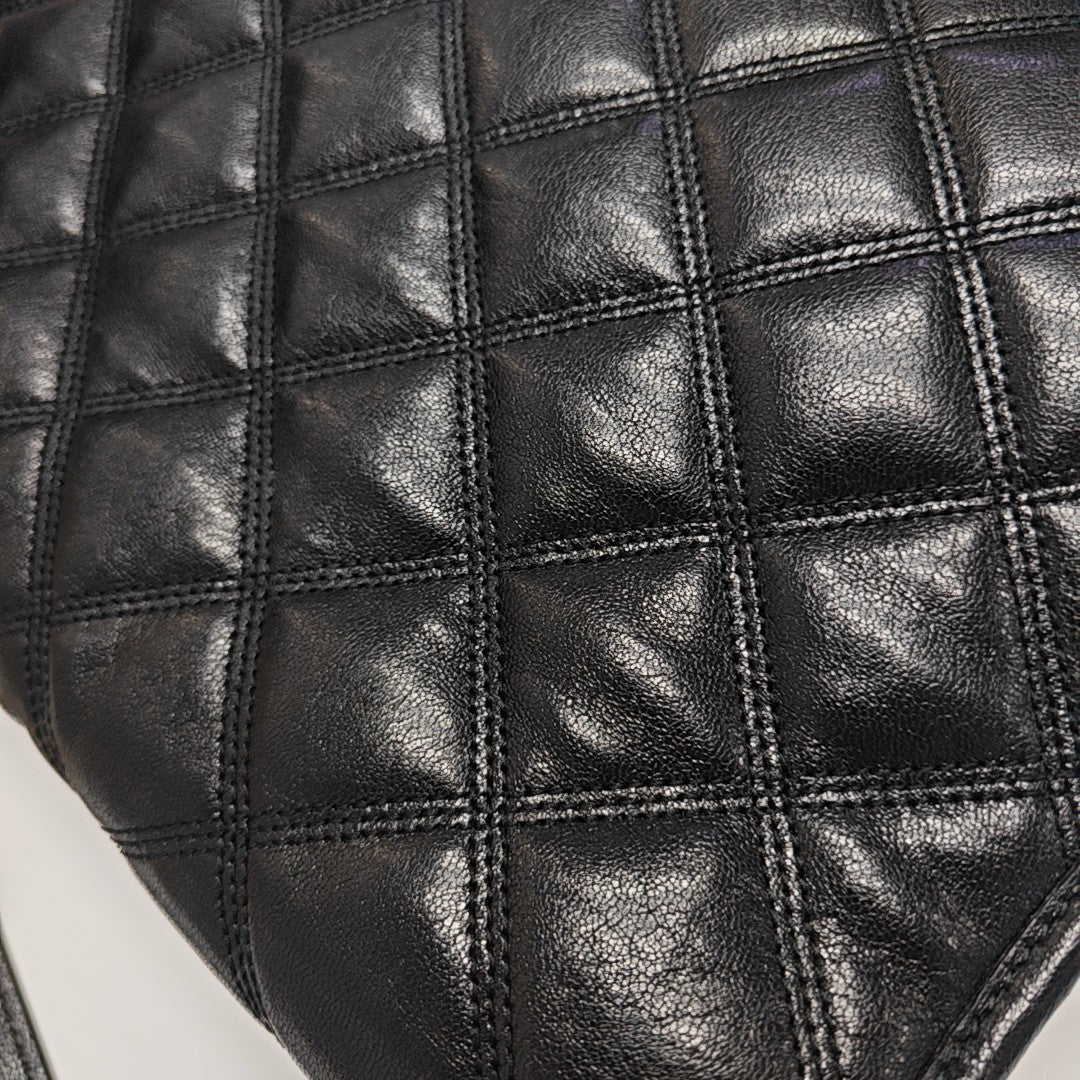BECKY Small Quilted Lambskin Black
