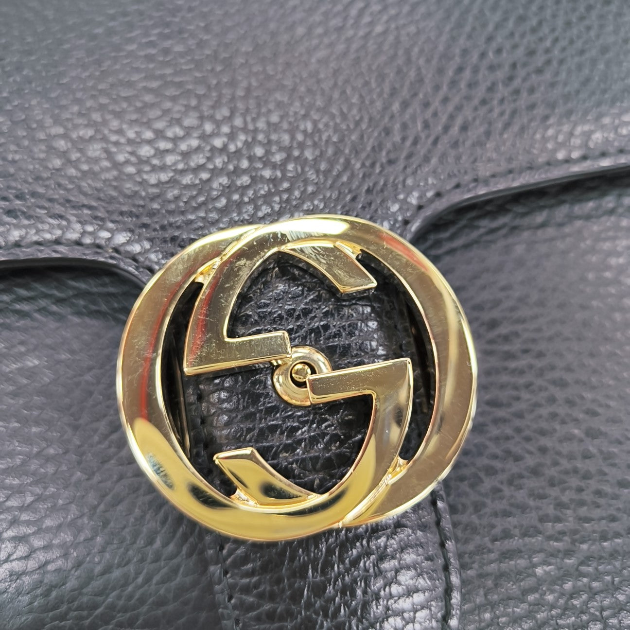 Interlocking G Small Calfskin Black