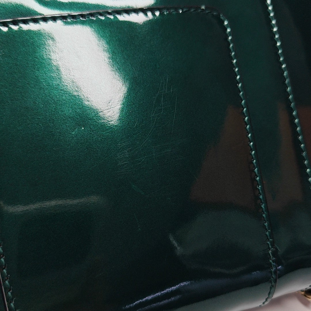 SERPENTI FOREVER Small Quilted Patent Leather Green