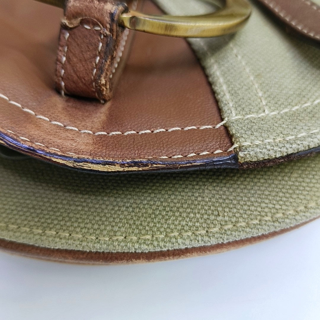 Saddle Canvas Beige