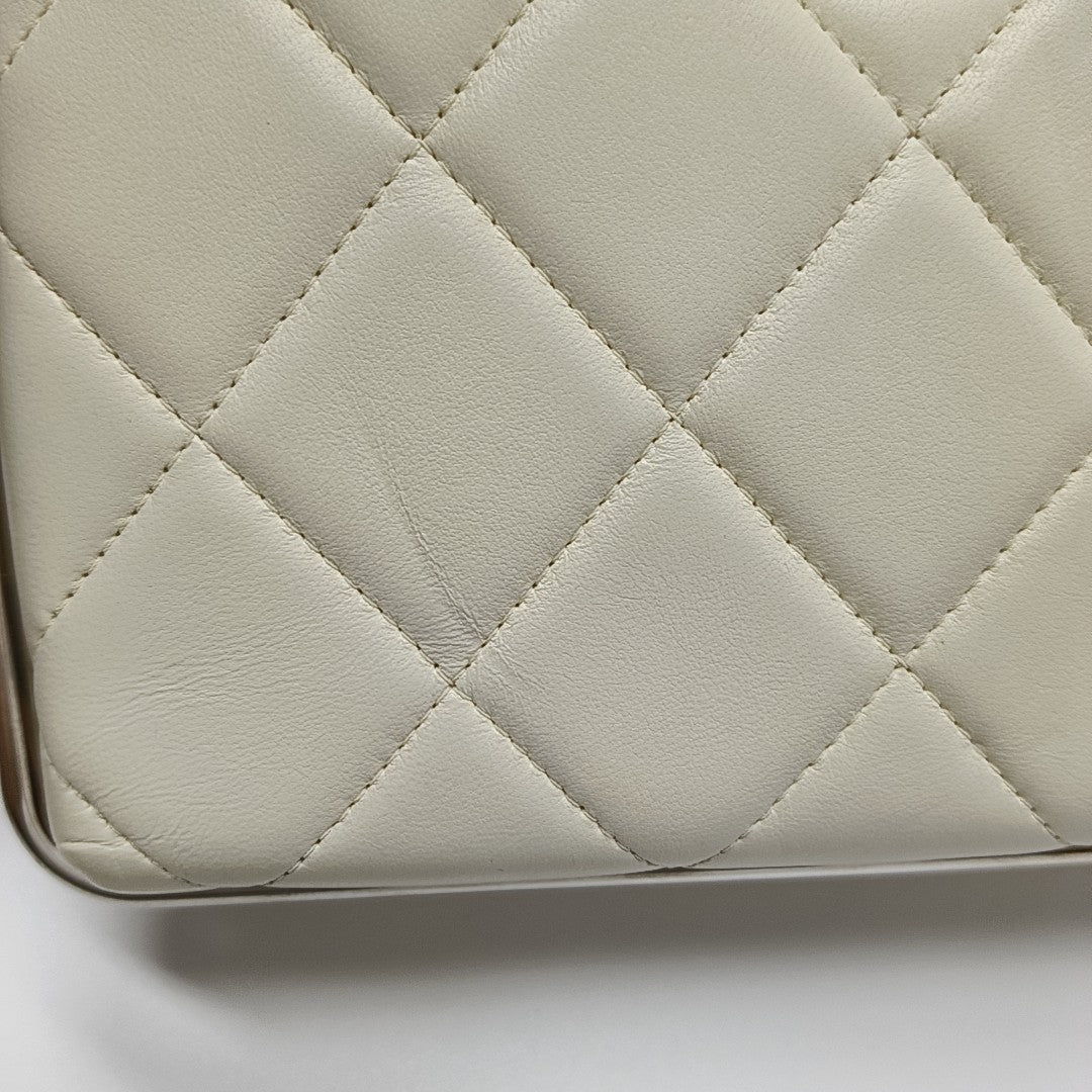 Quilted Lambskin White