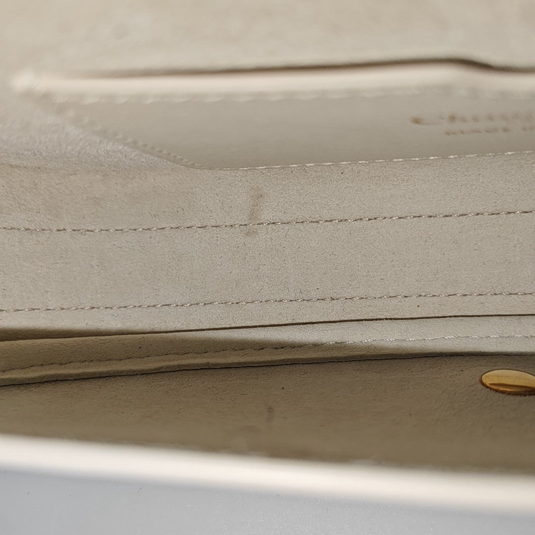 Bobby Medium Calfskin White