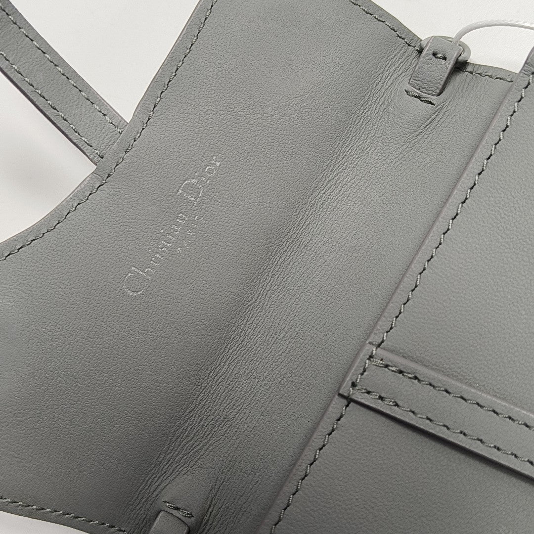 Authenticated pre-owned  Saddle Calfskin Grey - Shoulder Bag at Looply