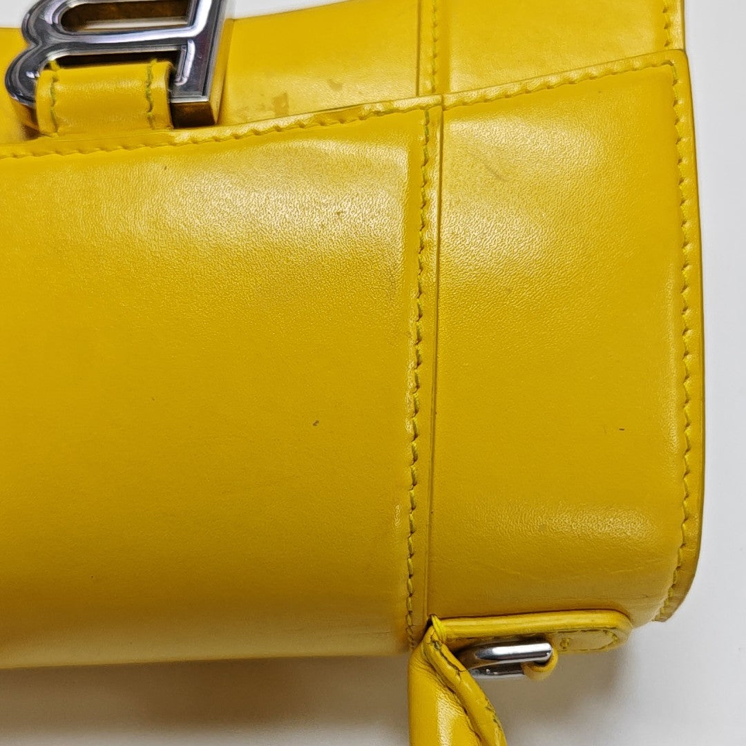 Hourglass XS Calfskin Yellow