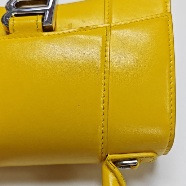 Hourglass XS Calfskin Yellow