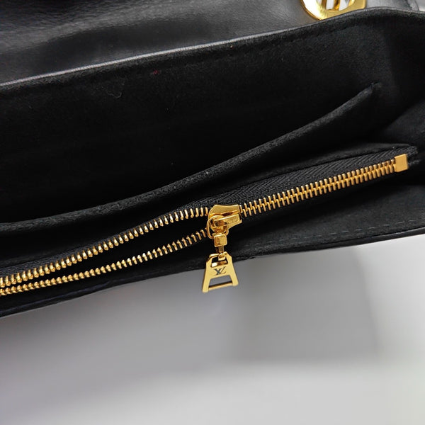 NEW WAVE Quilted Calfskin Black