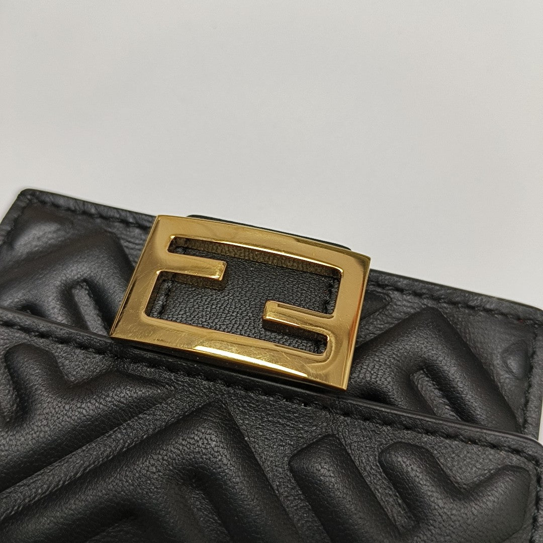 Trifold Monogram Lambskin Black Card Holder