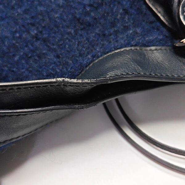 Classic City Medium Wool Blue