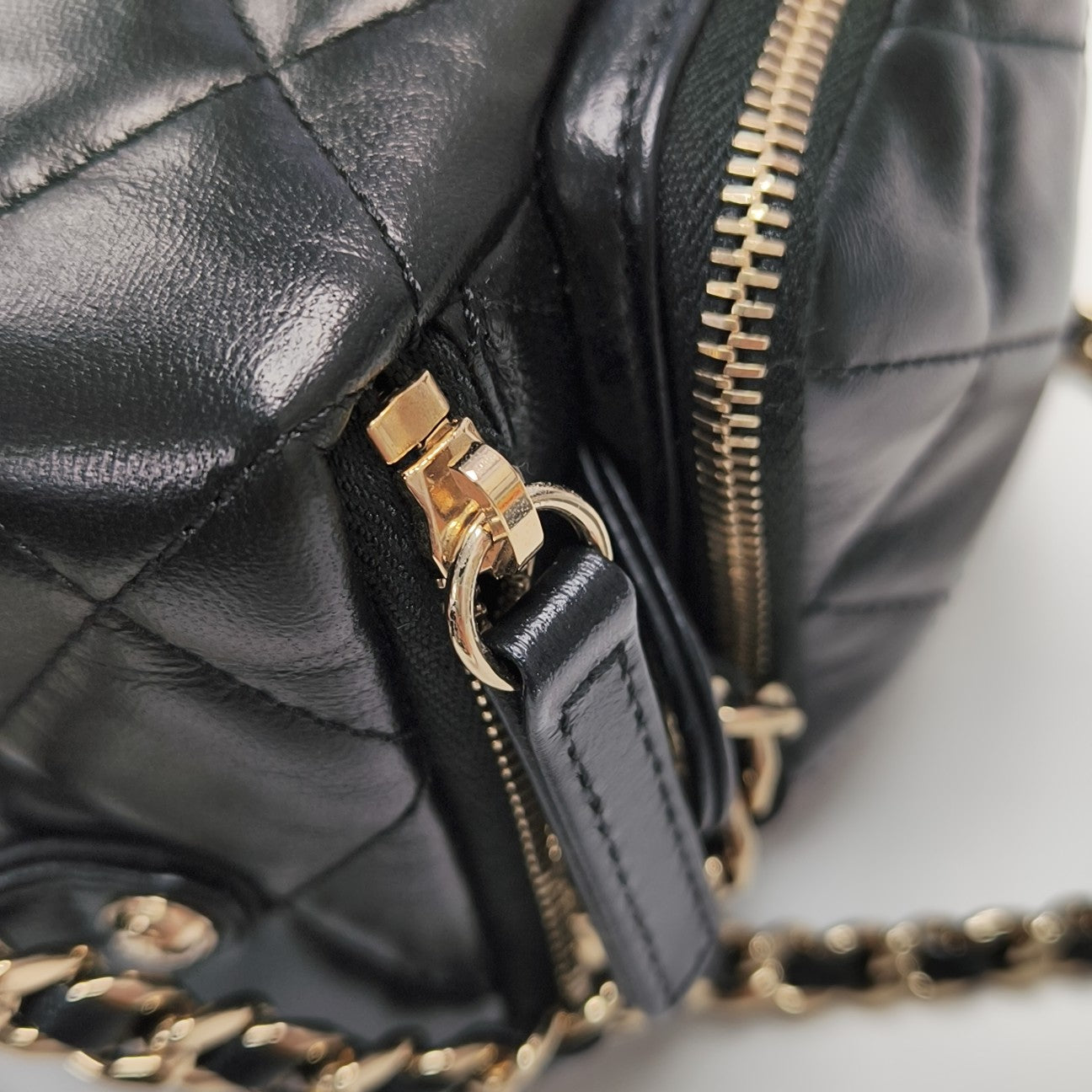 VINTAGE COSMETIC BAGS Quilted Lambskin Black