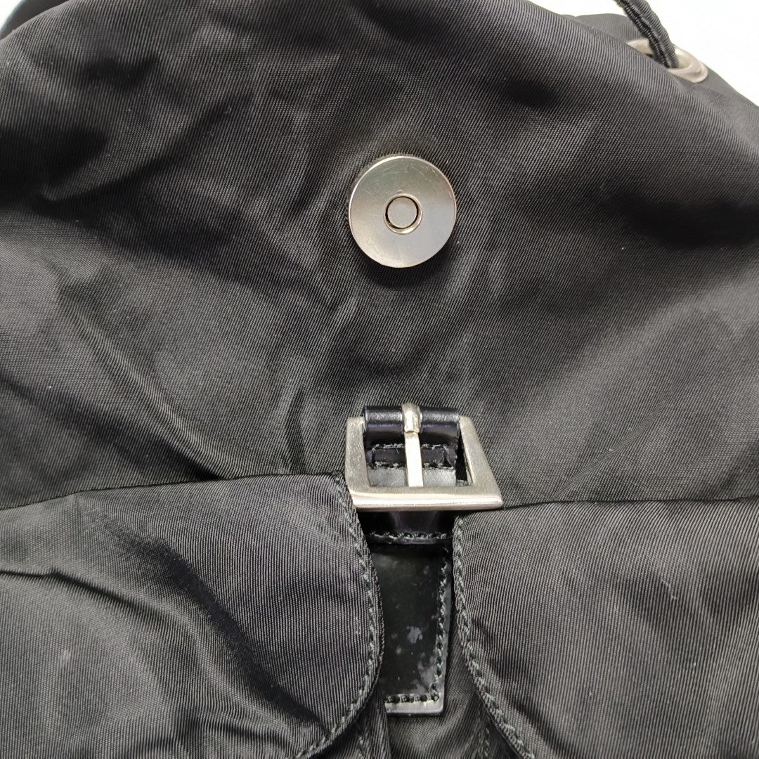 Vela Small Nylon Black