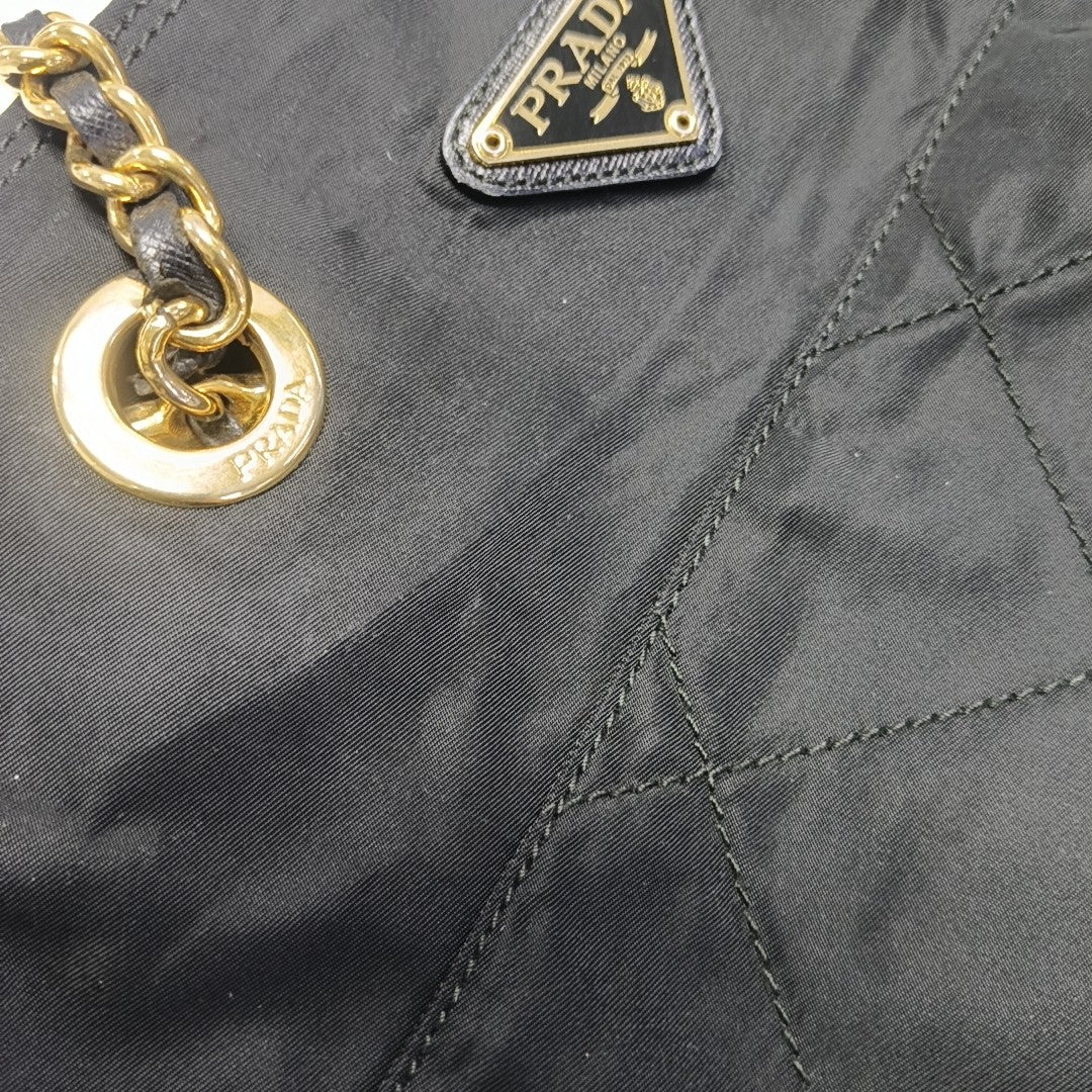 Chain Tote Quilted Nylon Black