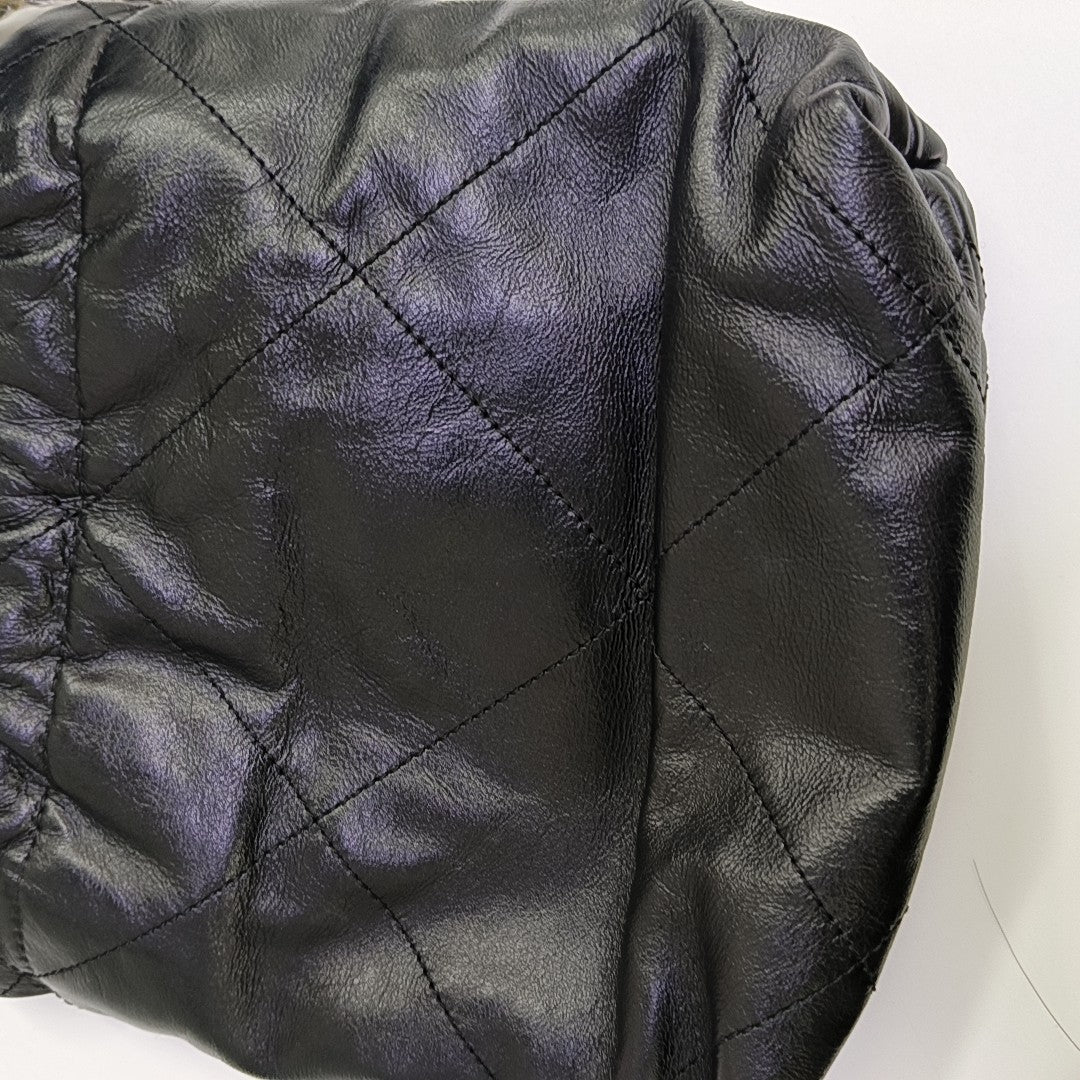 CHANEL 22 Mini Quilted Calfskin Black