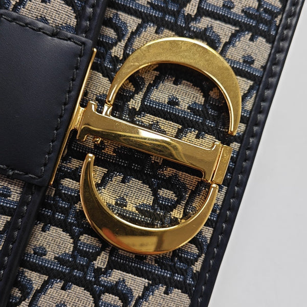 30 Montaigne Oblique Canvas Blue