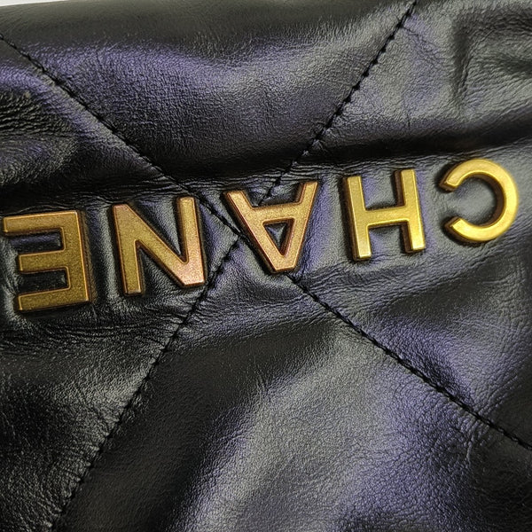 CHANEL 22 Mini Quilted Calfskin Black