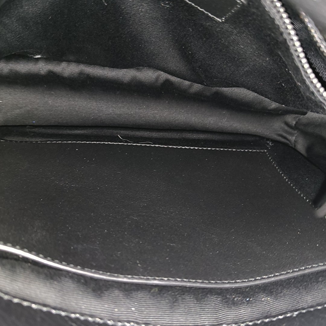 NIKI Medium Chevron Calfskin Black