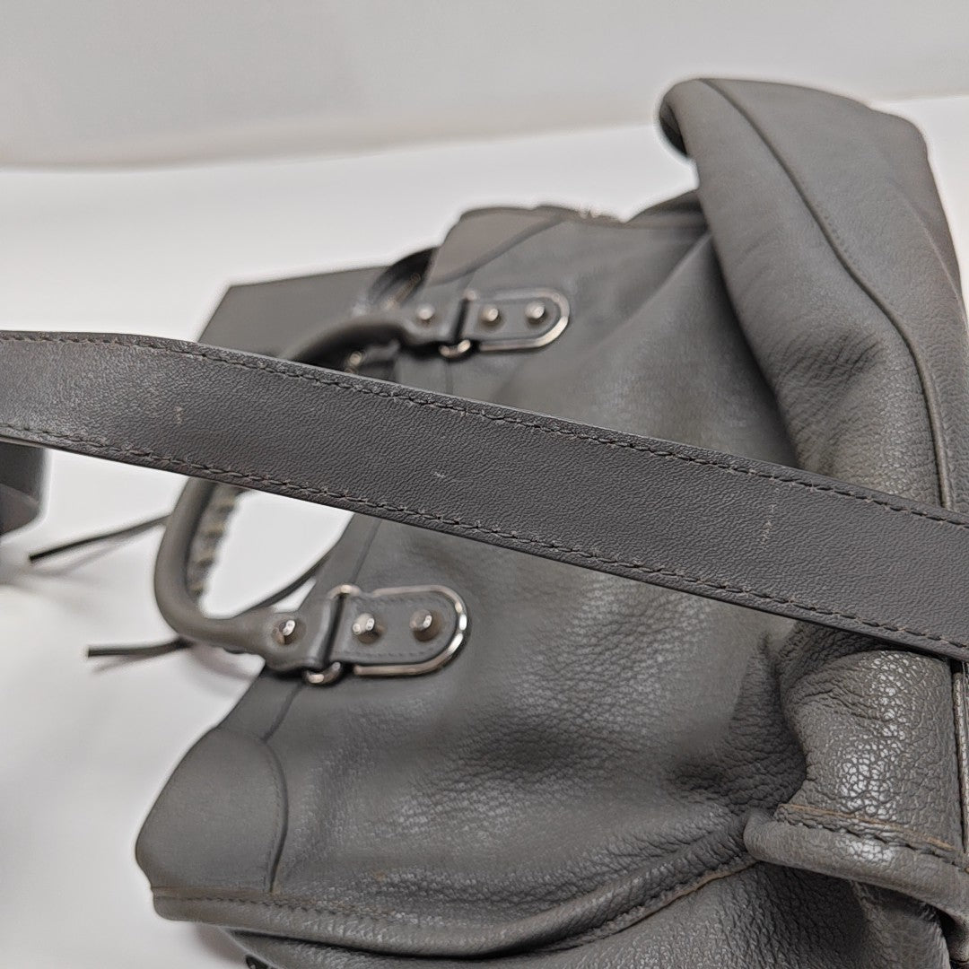 Classic Metallic Edge City Medium Lambskin Gray