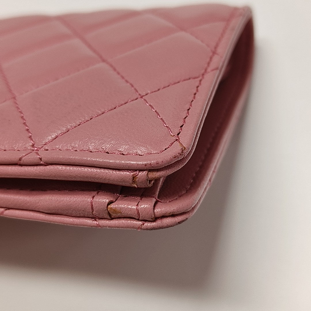 Quilted Lambskin Wallet Pink
